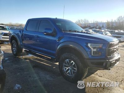 Czwarte zdjęcie samochodu z boku: 2017 FORD F150 RAPTOR VIN:1FTFW1RG7HFC20145 - miniatura