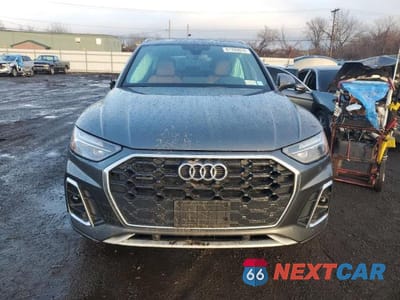 Piąte zdjęcie samochodu w środku: 2024 AUDI Q5 PREMIUM 45 VIN:WA1GAAFY7R2120758 - miniatura