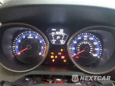 Zdjęcie 9 z 12 samochodu: 2013 HYUNDAI ELANTRA GLS VIN:5NPDH4AE9DH186075 - miniatura