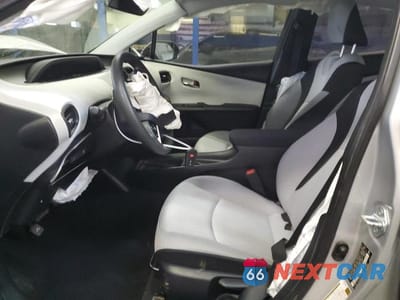 Zdjęcie 7 z 13 samochodu: 2016 TOYOTA PRIUS VIN:JTDKARFU1G3015944 - miniatura