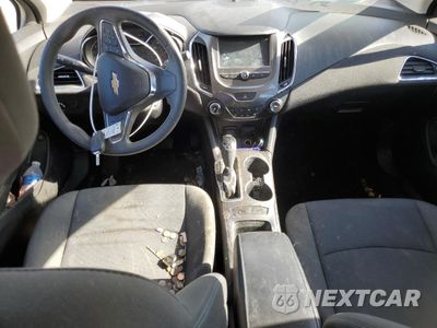 Zdjęcie 8 z 12 samochodu: 2018 CHEVROLET CRUZE LT VIN:1G1BE5SM9J7145448 - miniatura