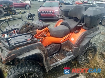 Piąte zdjęcie samochodu w środku: 2022 CFMOTO CFORCE 800 VIN:LCELVYZ84N6006216 - miniatura