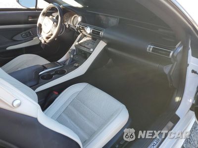 Zdjęcie 8 z 13 samochodu: 2019 LEXUS RC 350 VIN:JTHHZ5BC8K5020479 - miniatura
