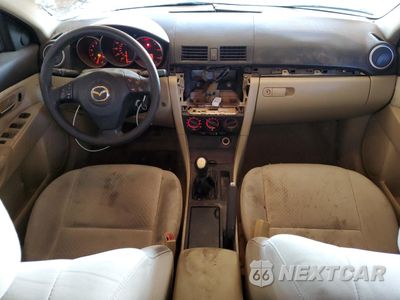 Zdjęcie 8 z 12 samochodu: 2004 MAZDA 3 I VIN:JM1BK12F741157082 - miniatura