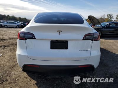 Zdjęcie 6 z 14 samochodu: 2024 TESLA MODEL Y VIN:7SAYGAEE5RF064240 - miniatura