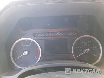 Zdjęcie 9 z 13 samochodu: 2022 FORD F350 SUPER DUTY VIN:1FT8W3DT2NEE87963 - miniatura
