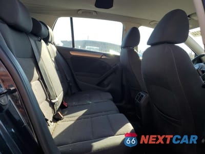 Zdjęcie 10 z 14 samochodu: 2012 VOLKSWAGEN GOLF VIN:WVWDB7AJ5CW250430 - miniatura
