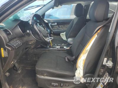 Zdjęcie 7 z 13 samochodu: 2015 KIA SORENTO LX VIN:5XYKT4A72FG578476 - miniatura