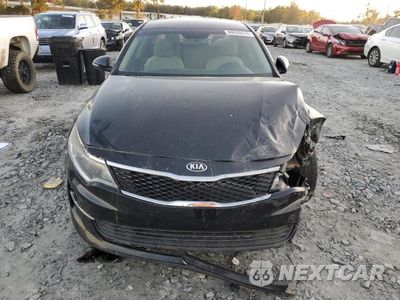 Piąte zdjęcie samochodu w środku: 2016 KIA OPTIMA LX VIN:5XXGT4L30GG080184 - miniatura