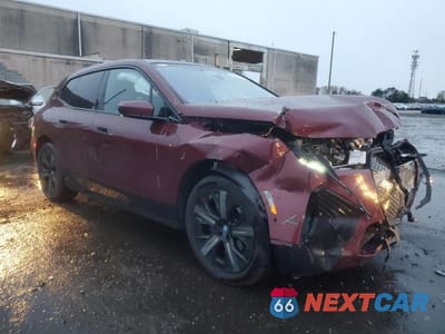 Czwarte zdjęcie samochodu z boku: 2024 BMW IX XDRIVE50 VIN:WB523CF06RCN22986 - miniatura