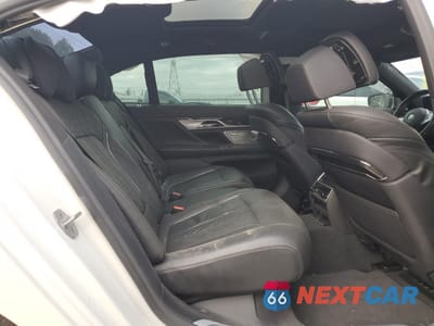 Zdjęcie 10 z 13 samochodu: 2021 BMW 750 XI VIN:WBA7U2C09MCF59416 - miniatura