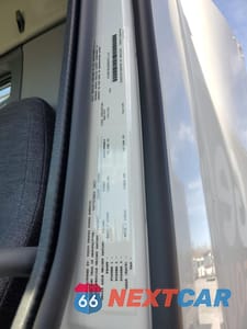 Zdjęcie 10 z 10 samochodu: 2024 VOLVO VNR VIN:4V4WC9DHXRN653140 - miniatura