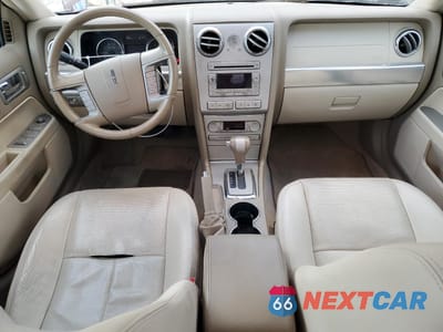 Zdjęcie 8 z 12 samochodu: 2006 LINCOLN ZEPHYR VIN:3LNHM26126R623546 - miniatura