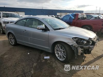 Czwarte zdjęcie samochodu z boku: 2011 VOLVO C70 T5 VIN:YV1672MC1BJ107765 - miniatura