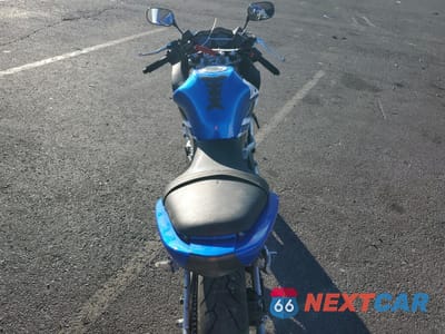 Zdjęcie 6 z 10 samochodu: 2007 KAWASAKI EX650 A VIN:JKAEXEA177A023893 - miniatura