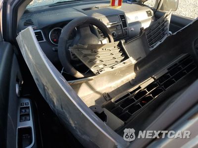 Zdjęcie 8 z 13 samochodu: 2009 NISSAN VERSA S VIN:3N1BC13E99L397854 - miniatura