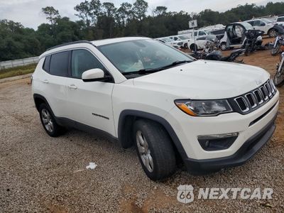 Czwarte zdjęcie samochodu z boku: 2017 JEEP COMPASS LATITUDE VIN:3C4NJDBB4HT640283 - miniatura