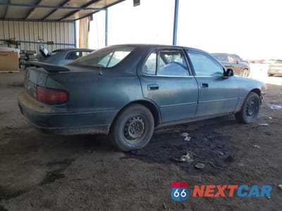 Trzecie zdjęcie samochodu z tyłu: 1996 TOYOTA CAMRY DX VIN:JT2BG12KXT0370457 - miniatura