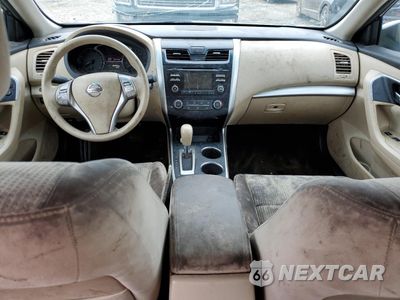 Zdjęcie 8 z 14 samochodu: 2017 NISSAN ALTIMA 2.5 VIN:1N4AL3AP1HC195938 - miniatura
