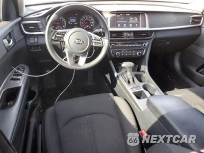 Zdjęcie 8 z 14 samochodu: 2020 KIA OPTIMA LX VIN:5XXGT4L32LG401409 - miniatura