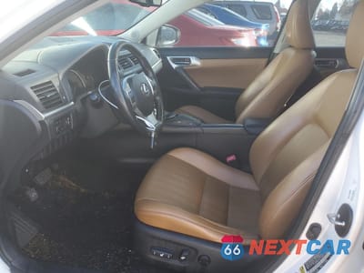 Zdjęcie 7 z 12 samochodu: 2012 LEXUS CT 200 VIN:JTHKD5BH8C2105826 - miniatura