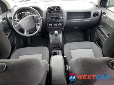Zdjęcie 8 z 13 samochodu: 2010 JEEP COMPASS SPORT VIN:1J4NT4FA2AD654961 - miniatura