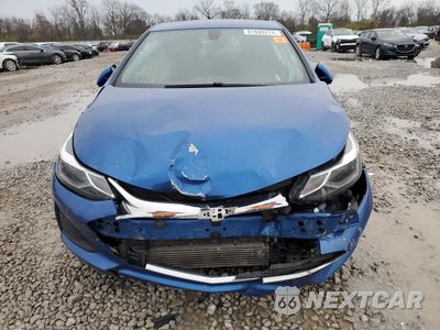 Piąte zdjęcie samochodu w środku: 2019 CHEVROLET CRUZE LT VIN:3G1BE6SM6KS598340 - miniatura
