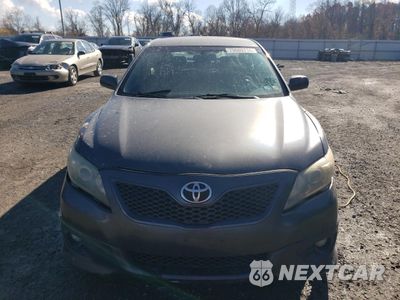 Piąte zdjęcie samochodu w środku: 2010 TOYOTA CAMRY BASE VIN:4T1BF3EK9AU080116 - miniatura