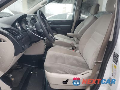 Zdjęcie 7 z 14 samochodu: 2019 DODGE GRAND CARAVAN SE VIN:2C7WDGBG2KR786171 - miniatura