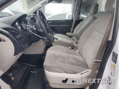 Zdjęcie 7 z 14 samochodu: 2019 DODGE GRAND CARAVAN SE VIN:2C7WDGBG2KR786171 - miniatura