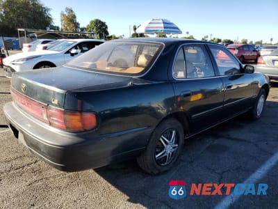 Piąte zdjęcie samochodu w środku: 1994 TOYOTA CAMRY LE VIN:JT2SK12E1R0243825 - miniatura
