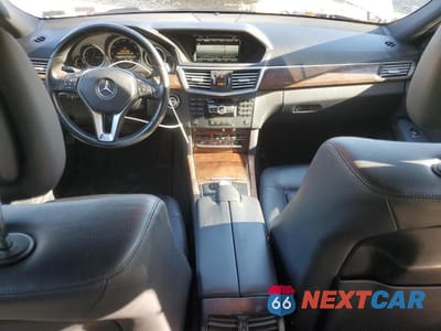 Zdjęcie 8 z 12 samochodu: 2013 MERCEDES-BENZ E 350 4MATIC VIN:WDDHF8JB0DA688149 - miniatura