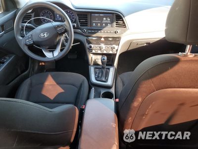 Zdjęcie 10 z 15 samochodu: 2020 HYUNDAI ELANTRA SEL VIN:KMHD84LF6LU941527 - miniatura