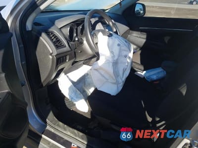 Zdjęcie 7 z 13 samochodu: 2019 MITSUBISHI RVR SE VIN:JA4AH3AU1KU601150 - miniatura