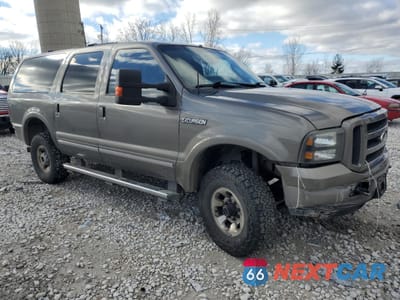 Czwarte zdjęcie samochodu z boku: 2004 FORD EXCURSION LIMITED VIN:1FMSU43P74EB12117 - miniatura