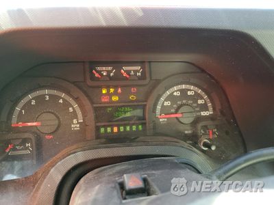 Zdjęcie 9 z 14 samochodu: 2017 FORD ECONOLINE E350 SUPER DUTY CUTAWAY VAN VIN:1FDWE3FS2HDC17376 - miniatura