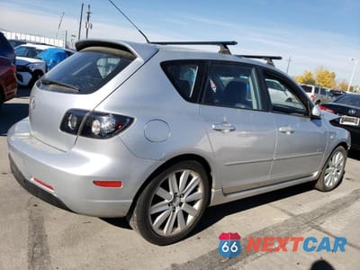Trzecie zdjęcie samochodu z tyłu: 2006 MAZDA 3 HATCHBACK VIN:JM1BK343X61403950 - miniatura