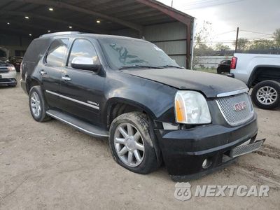 Czwarte zdjęcie samochodu z boku: 2009 GMC YUKON DENALI VIN:1GKFC032X9R177957 - miniatura