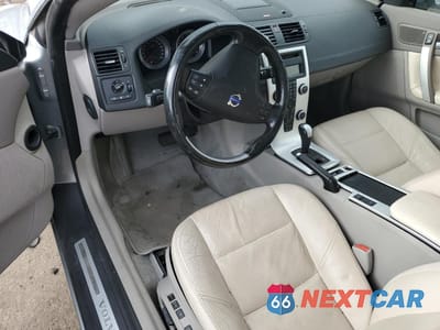 Zdjęcie 8 z 14 samochodu: 2011 VOLVO C70 T5 VIN:YV1672MC1BJ107765 - miniatura