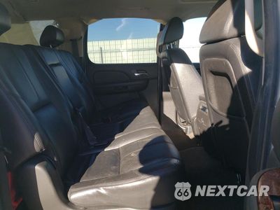 Zdjęcie 12 z 16 samochodu: 2009 CHEVROLET SUBURBAN K1500 LT VIN:1GNFK26319R161040 - miniatura