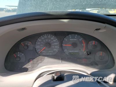 Zdjęcie 9 z 14 samochodu: 2001 FORD MUSTANG VIN:1FAFP40401F127576 - miniatura