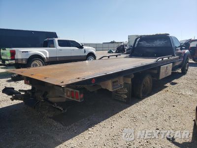 Trzecie zdjęcie samochodu z tyłu: 2016 FORD F550 SUPER DUTY VIN:1FDUF5GY2GEC06616 - miniatura