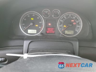 Zdjęcie 9 z 14 samochodu: 2003 VOLKSWAGEN PASSAT GL VIN:WVWND63B83E375197 - miniatura