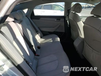 Zdjęcie 10 z 12 samochodu: 2017 HYUNDAI SONATA HYBRID VIN:KMHE24L11HA048460 - miniatura