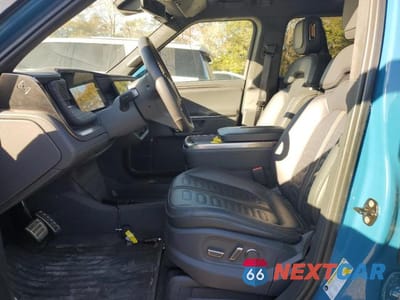 Zdjęcie 7 z 12 samochodu: 2022 RIVIAN R1T LAUNCH EDITION VIN:7FCTGAAL4NN000238 - miniatura