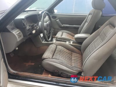 Zdjęcie 7 z 13 samochodu: 1987 FORD MUSTANG GT VIN:1FABP42E2HF224700 - miniatura