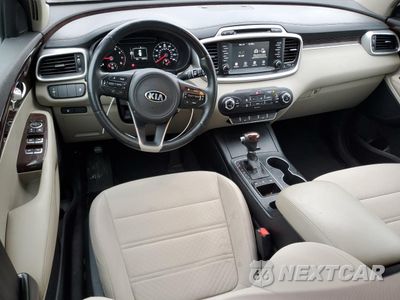Zdjęcie 8 z 15 samochodu: 2017 KIA SORENTO LX VIN:5XYPGDA36HG322884 - miniatura