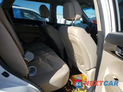 Zdjęcie 10 z 12 samochodu: 2012 KIA SORENTO BASE VIN:5XYKT3A18CG227900 - miniatura