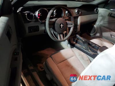 Zdjęcie 8 z 12 samochodu: 2006 FORD MUSTANG VIN:1ZVFT84N565264216 - miniatura