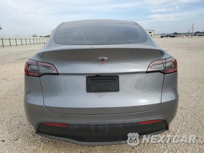 Zdjęcie 6 z 12 samochodu: 2024 TESLA MODEL Y VIN:7SAYGAEE8RF124687 - miniatura